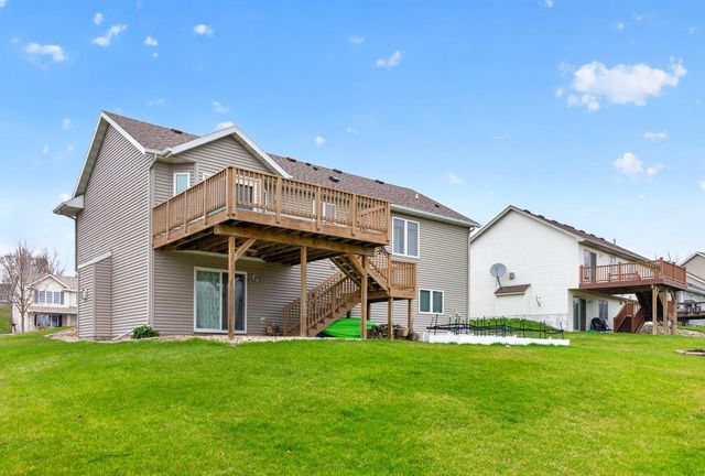 2469 Boulder Ridge Drive NW, Rochester, MN 55901