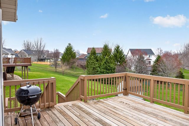 2469 Boulder Ridge Drive NW, Rochester, MN 55901