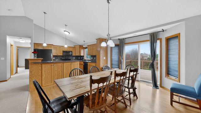 2469 Boulder Ridge Drive NW, Rochester, MN 55901