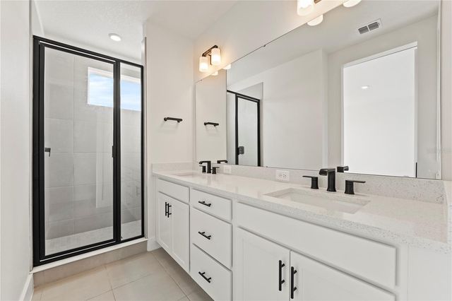 336 CENTER LAKE LANE 336, Oviedo, FL 32765
