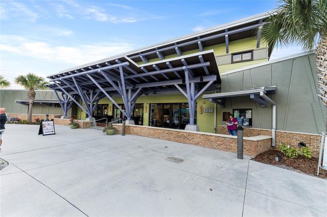 336 CENTER LAKE LANE 336, Oviedo, FL 32765