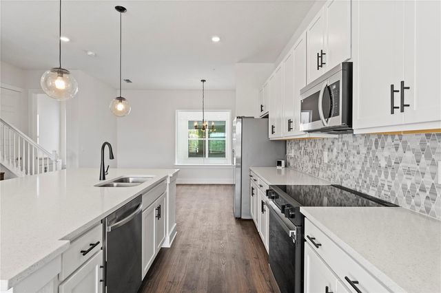 336 CENTER LAKE LANE 336, Oviedo, FL 32765