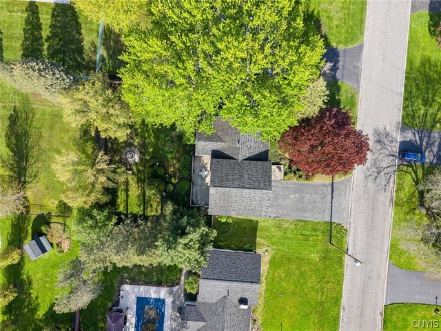 210 Colony Park Drive, Salina, NY 13088