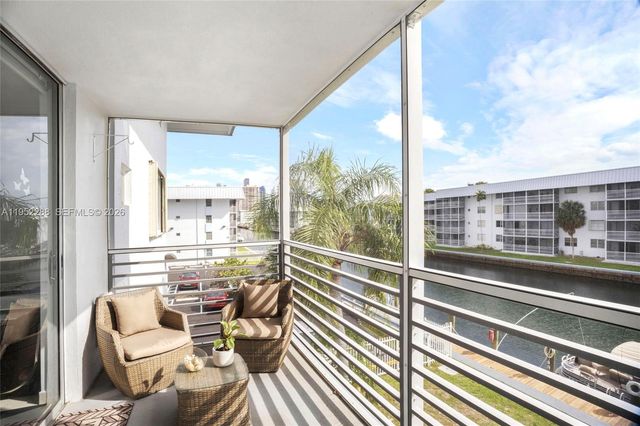 3600 NE 170th Street 312, North Miami Beach, FL 33160