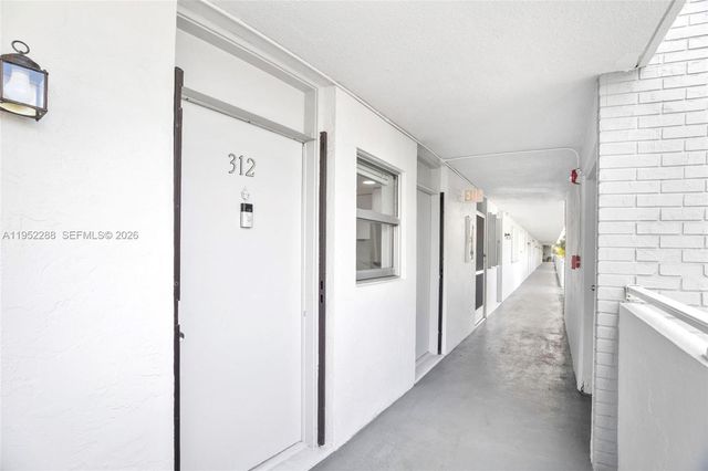 3600 NE 170th Street 312, North Miami Beach, FL 33160