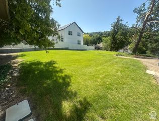 2411 KAYS CREEK DR, Layton, UT 84040