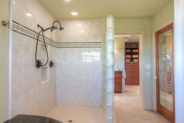 3565 Via Loma Vista, Escondido, CA 92029