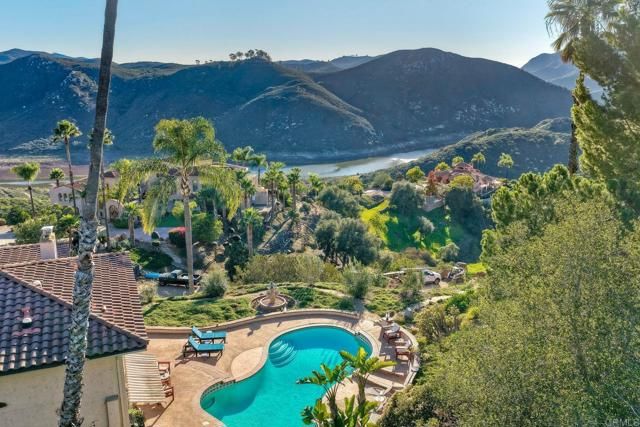 3565 Via Loma Vista, Escondido, CA 92029