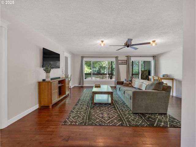 34000 Se COLORADO Rd, Sandy, OR 97055