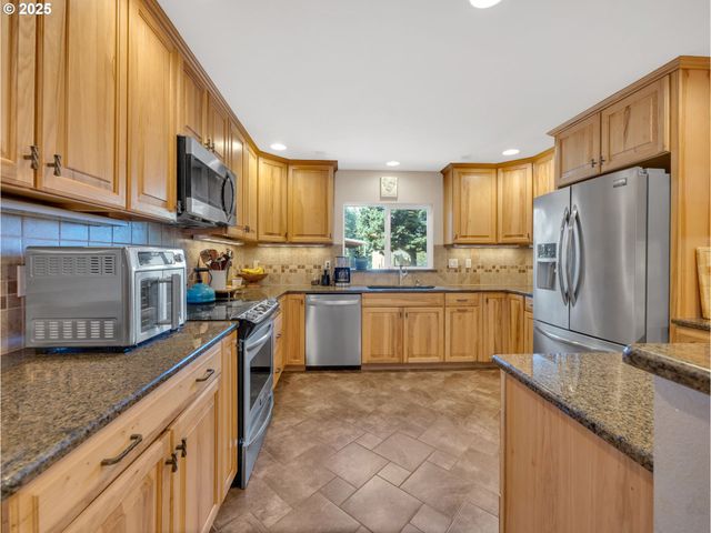 34000 Se COLORADO Rd, Sandy, OR 97055