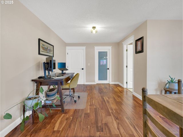 34000 Se COLORADO Rd, Sandy, OR 97055