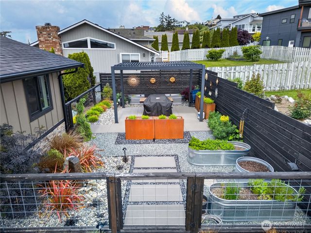 4708 Queen Ann Way, Anacortes, WA 98221