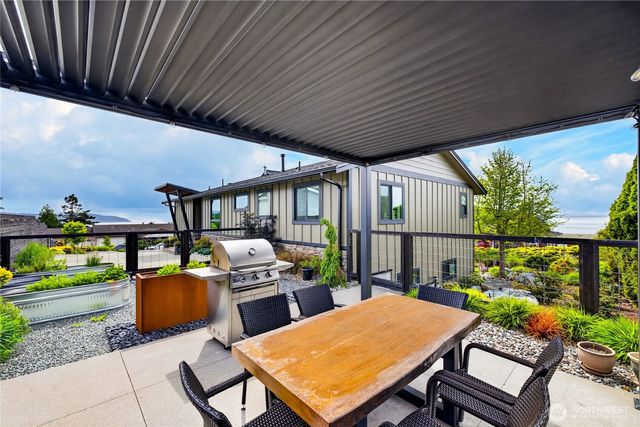 4708 Queen Ann Way, Anacortes, WA 98221