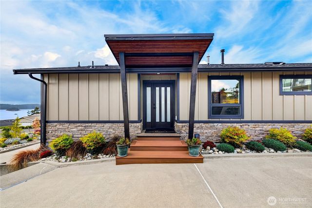 4708 Queen Ann Way, Anacortes, WA 98221
