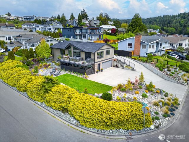 4708 Queen Ann Way, Anacortes, WA 98221
