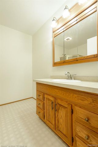 19126 Savage Road, Belleville, MI 48111