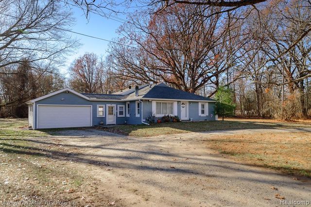 19126 Savage Road, Belleville, MI 48111