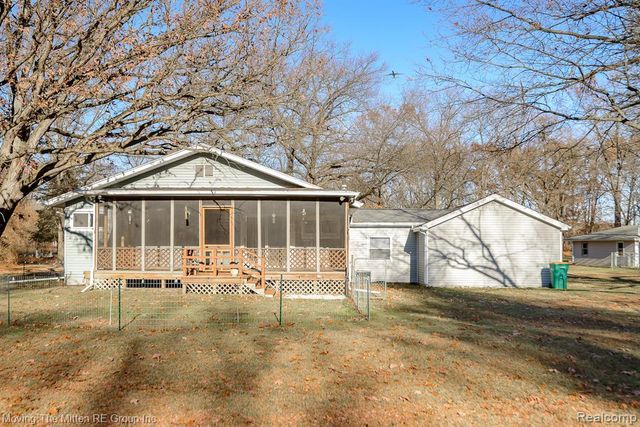 19126 Savage Road, Belleville, MI 48111