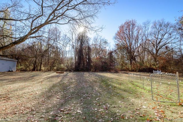 19126 Savage Road, Belleville, MI 48111