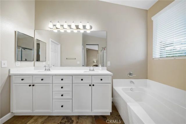 40889 Robards Way, Murrieta, CA 92562