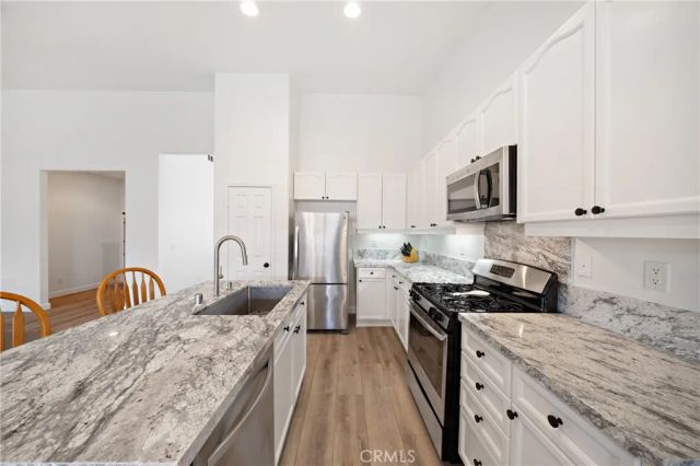 40889 Robards Way, Murrieta, CA 92562