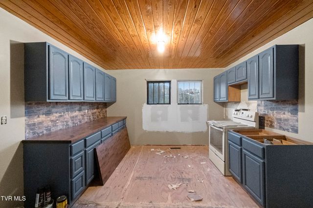 840 Bright Hope Road, Greeneville, TN 37743