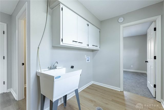 2752 Woodford Drive, Springfield, OH 45503