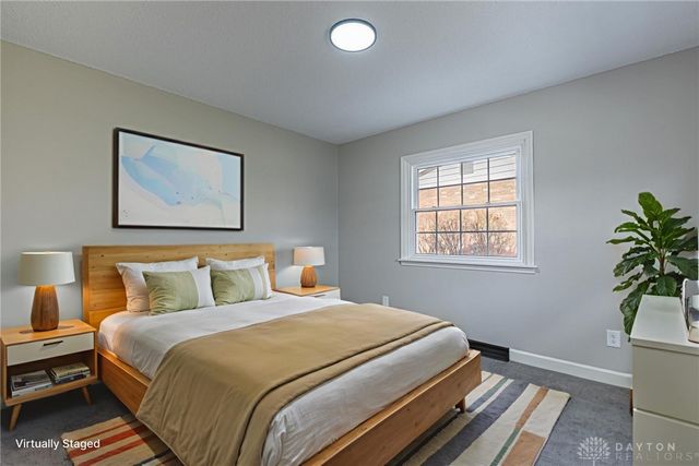 2752 Woodford Drive, Springfield, OH 45503