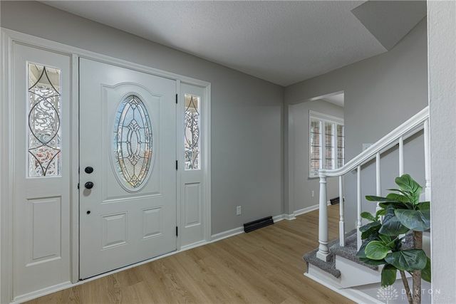 2752 Woodford Drive, Springfield, OH 45503