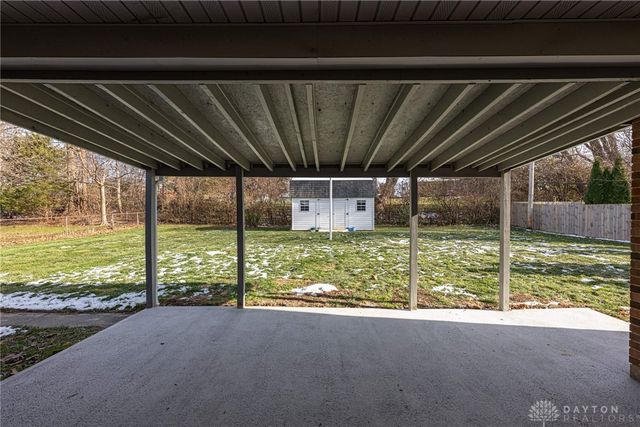 2752 Woodford Drive, Springfield, OH 45503