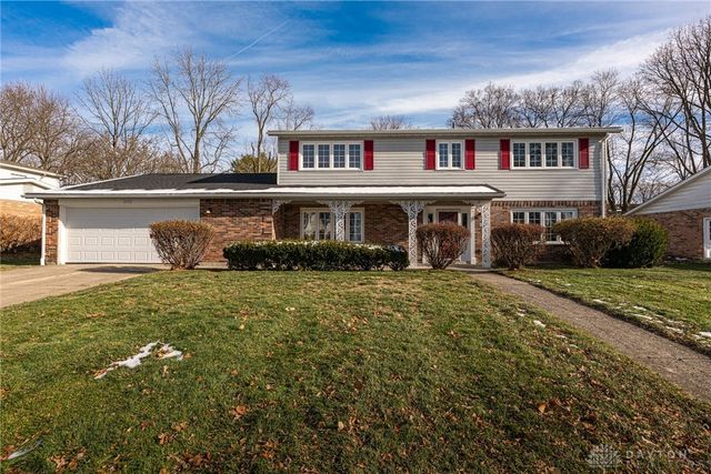 2752 Woodford Drive, Springfield, OH 45503