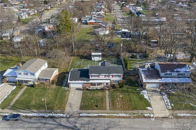 2752 Woodford Drive, Springfield, OH 45503