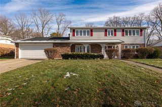 2752 Woodford Drive, Springfield, OH 45503