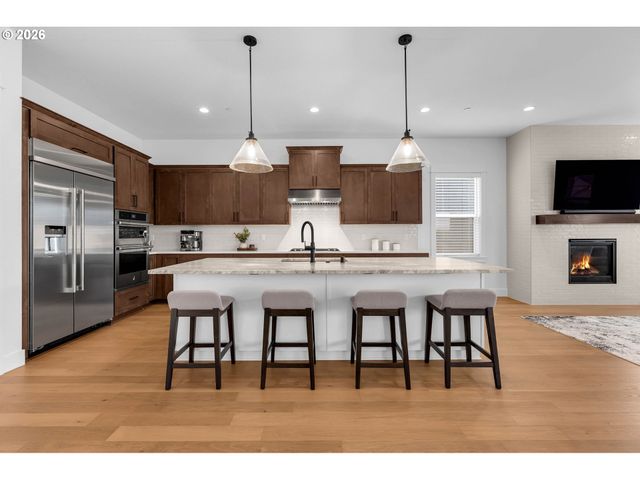 310 W FIR Loop, Washougal, WA 98671