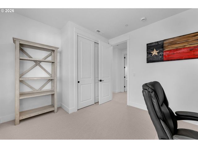 310 W FIR Loop, Washougal, WA 98671