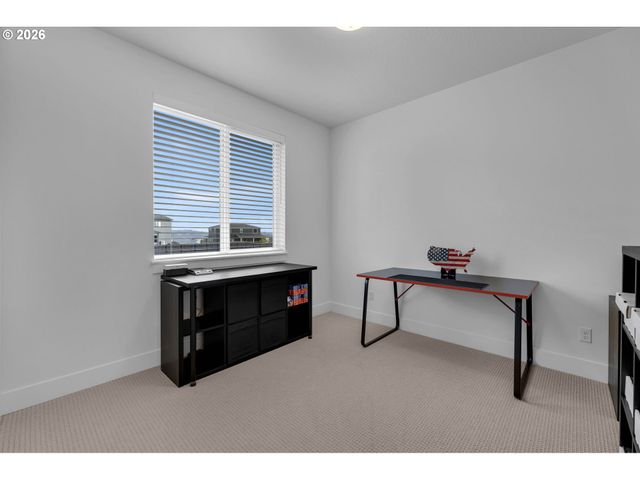 310 W FIR Loop, Washougal, WA 98671