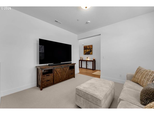 310 W FIR Loop, Washougal, WA 98671