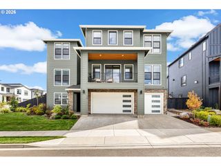 310 W FIR Loop, Washougal, WA 98671