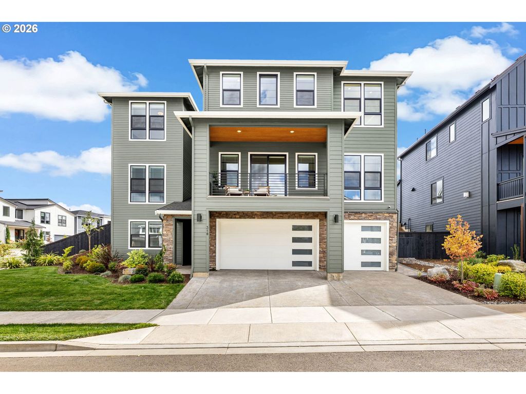 310 W FIR Loop, Washougal, WA 98671