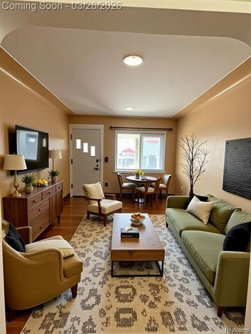 2361 Caniff Street, Hamtramck, MI 48212