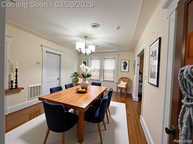 2361 Caniff Street, Hamtramck, MI 48212