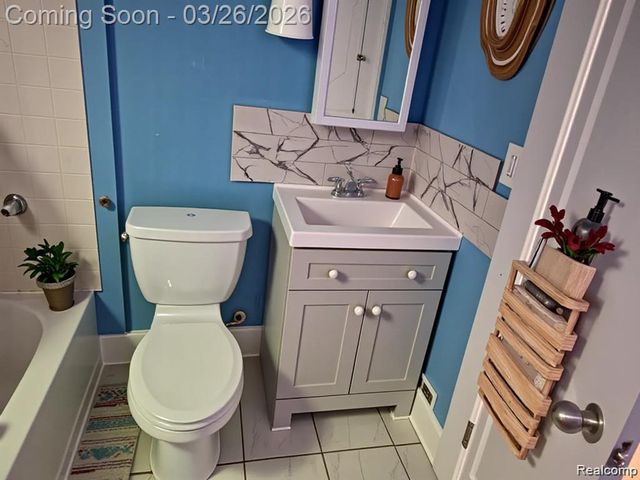 2361 Caniff Street, Hamtramck, MI 48212