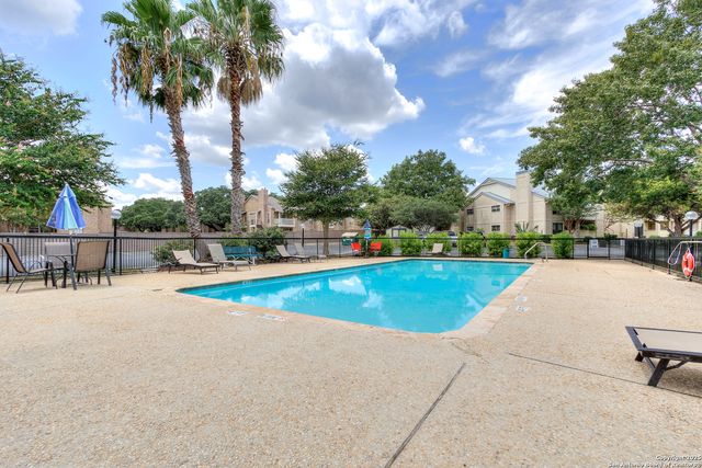 11843 Braesview Apt 1110, San Antonio, TX 78213