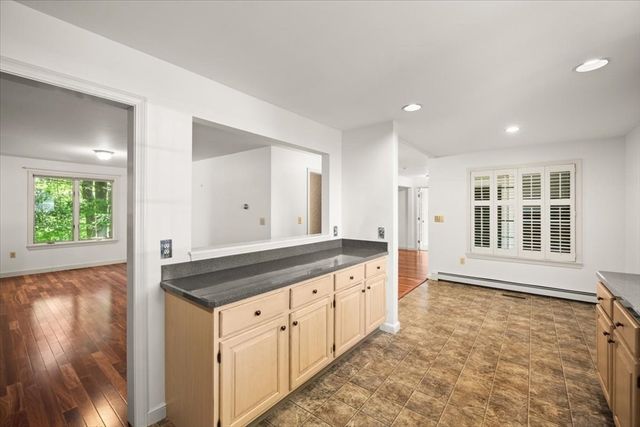 701 Winthrop Street 316, Taunton, MA 02780