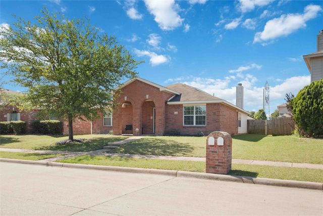 1838 Sierra Trail, Lancaster, TX 75146