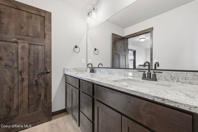 693 W MONASHEE LN, Hayden, ID 83835