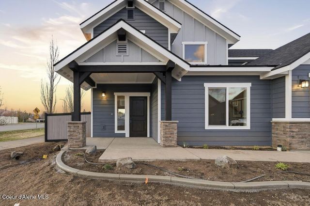 693 W MONASHEE LN, Hayden, ID 83835