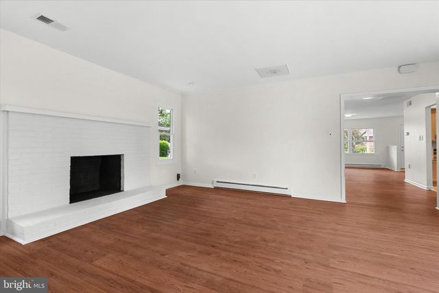 1503 N AMELIA ST, Sterling, VA 20164