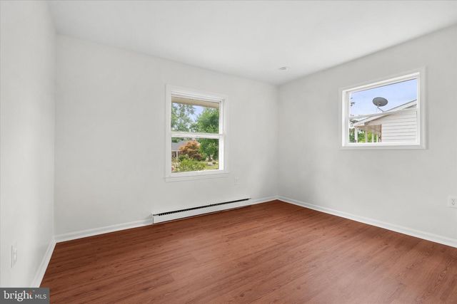 1503 N AMELIA ST, Sterling, VA 20164