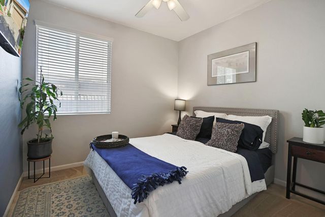 365 Dragonfly Cir, Sacramento, CA 95834